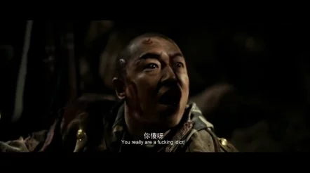 乡村傻子一杆枪闯天下视频：热血激战，精彩瞬间让你燃情不已，值得一看！