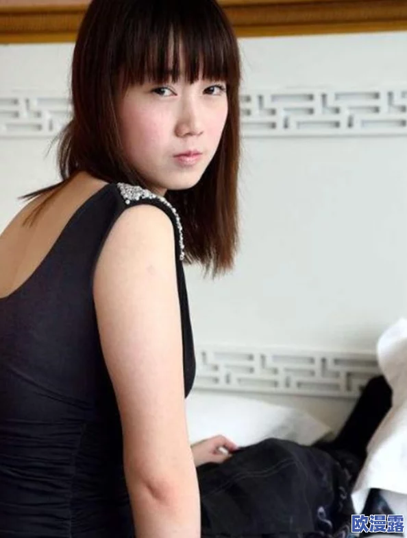 张悠雨大胆玉门打开图147：解析图像背后的文化内涵与艺术表现手法